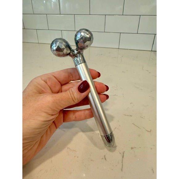 Unbranded Other - Silver 3D Facial Roller Massager Diamond Cut Rotating Face Lift Beauty Tool